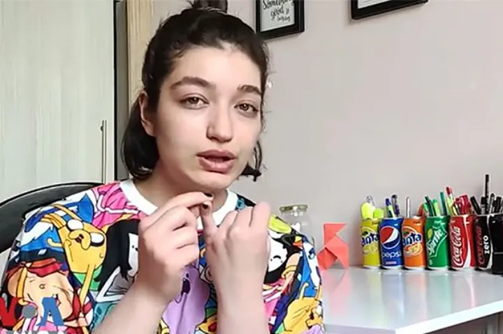 از اشک‌های خونین یک ایران برای سارینا دختری که ۱۷ سالگی را ندید